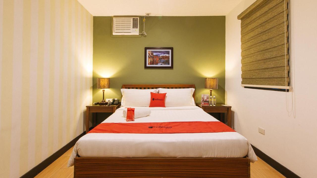 Reddoorz @ Gardenview Hotel Gtower אנגלס מראה חיצוני תמונה