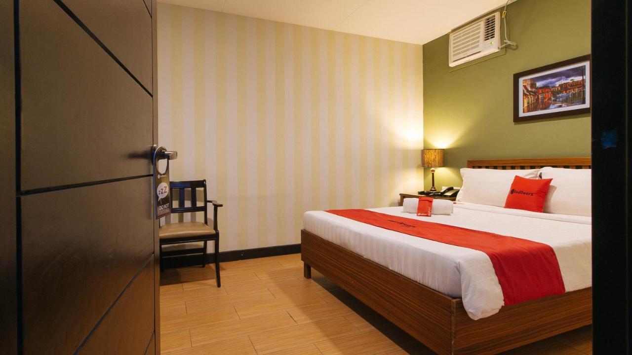 Reddoorz @ Gardenview Hotel Gtower אנגלס מראה חיצוני תמונה