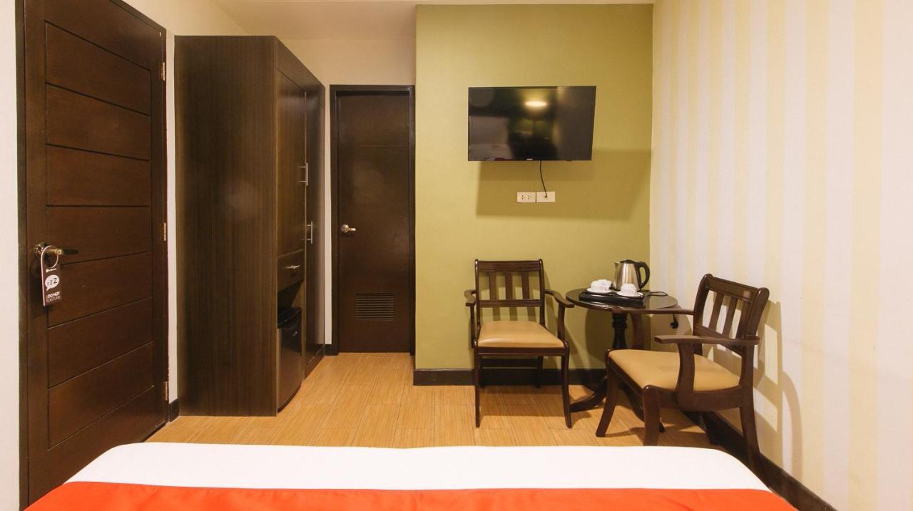 Reddoorz @ Gardenview Hotel Gtower אנגלס מראה חיצוני תמונה